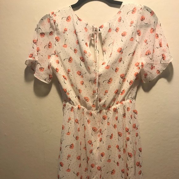 19 Cooper Floral Dress - Picture 7 of 9